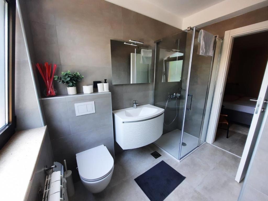 Apartments Alice Ровинь Экстерьер фото