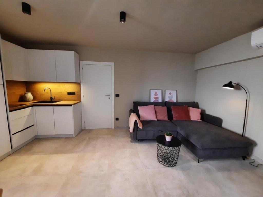 Apartments Alice Ровинь Экстерьер фото