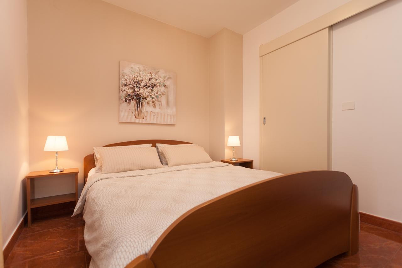 Apartments Alice Ровинь Экстерьер фото