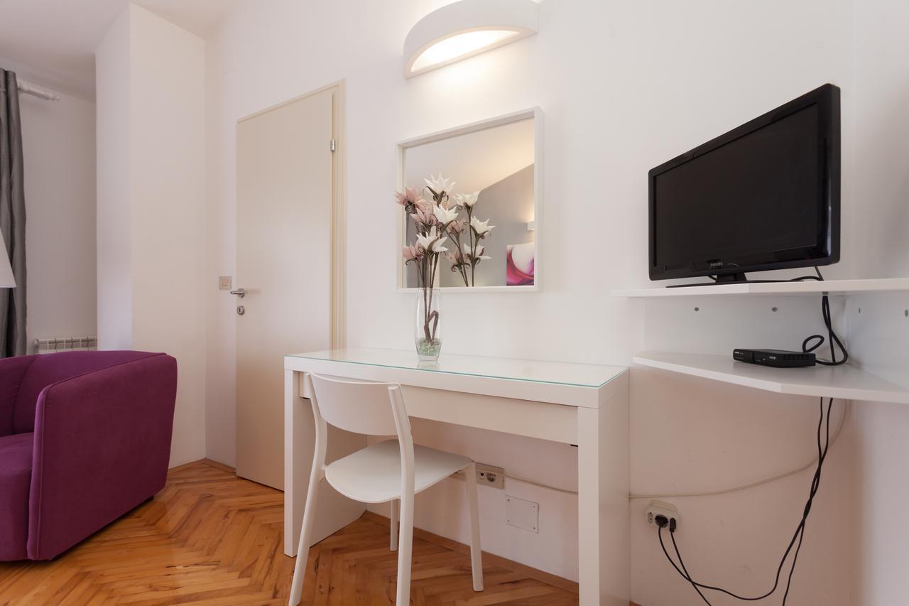 Apartments Alice Ровинь Экстерьер фото